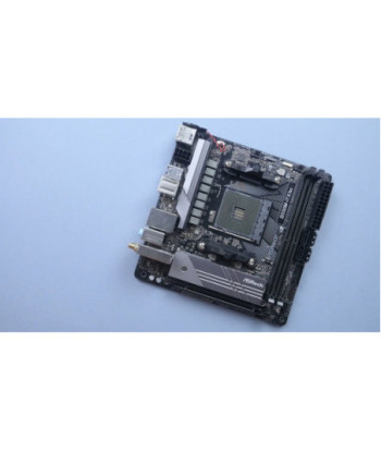 ASRock B550 Phantom Gaming-ITX/ax - motherboard - mini ITX - Socket AM4 - AMD B550